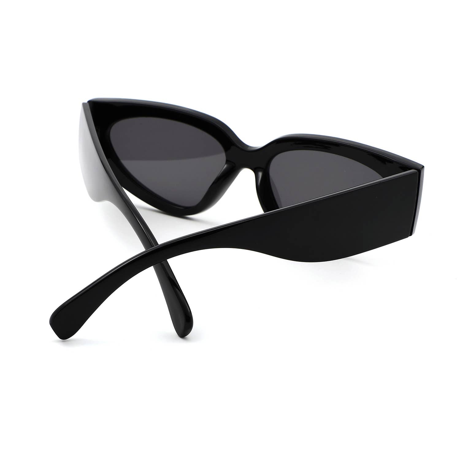 Retro Chic Narrow Bold 90s Women Cat Eye Sunglasses
