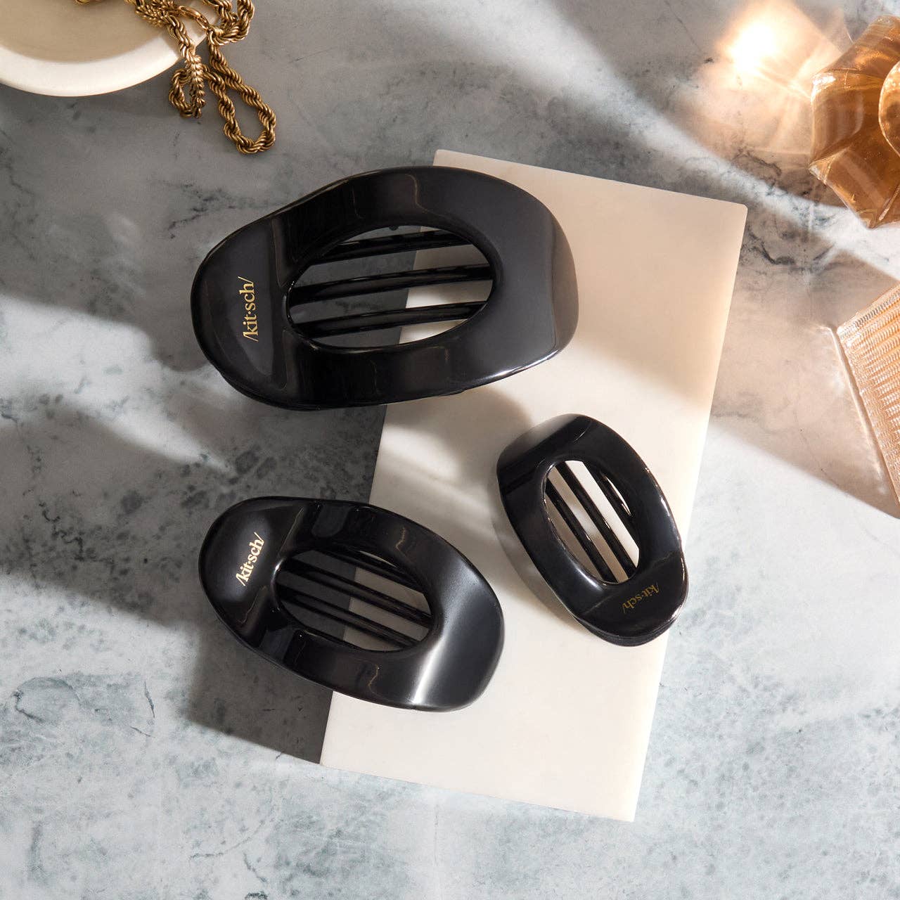 Black Flat Cloud Clip - Medium - sanitystyle