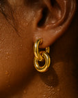 Solana Interlocking Hoop Earring - Gold