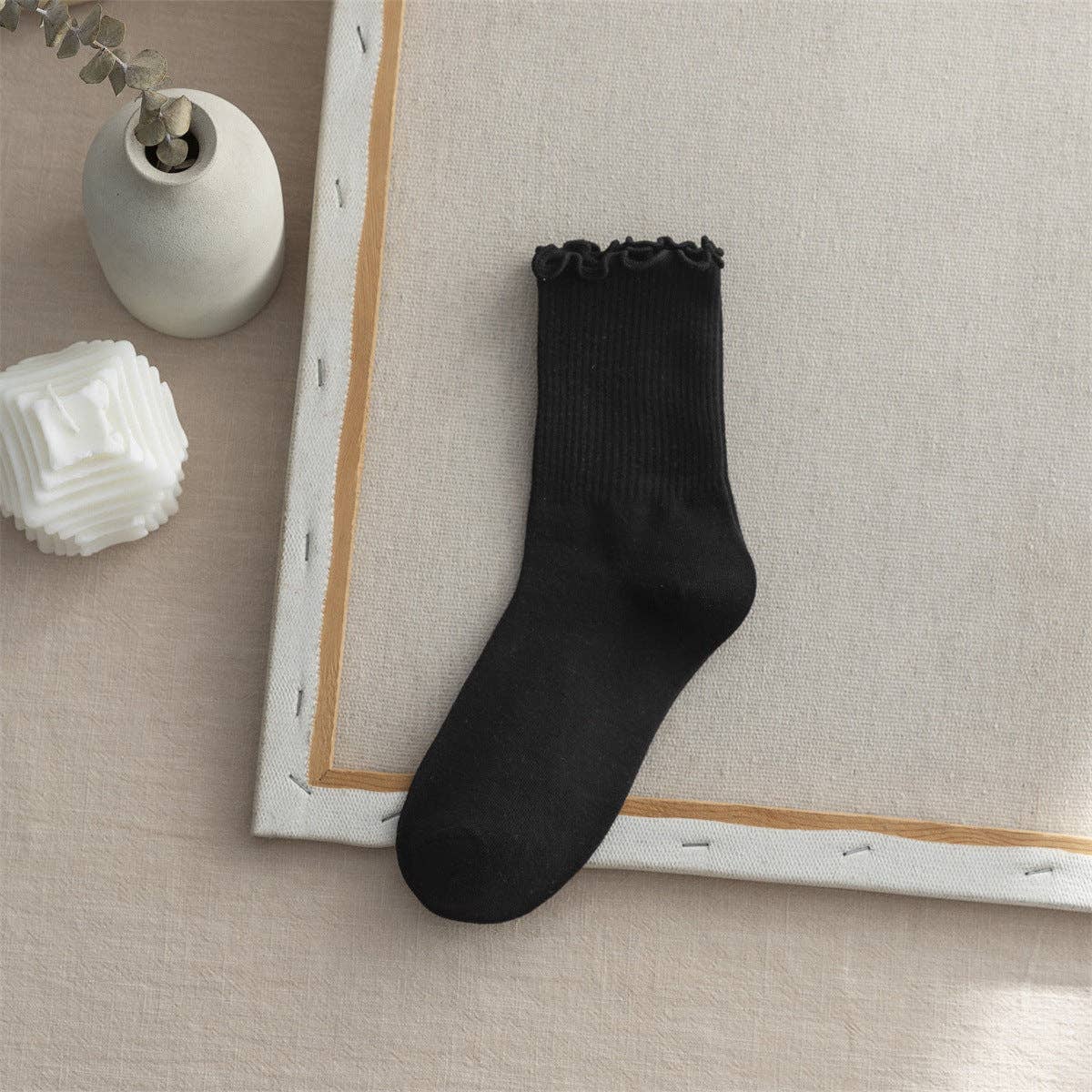 Flounce Ruffled Socks