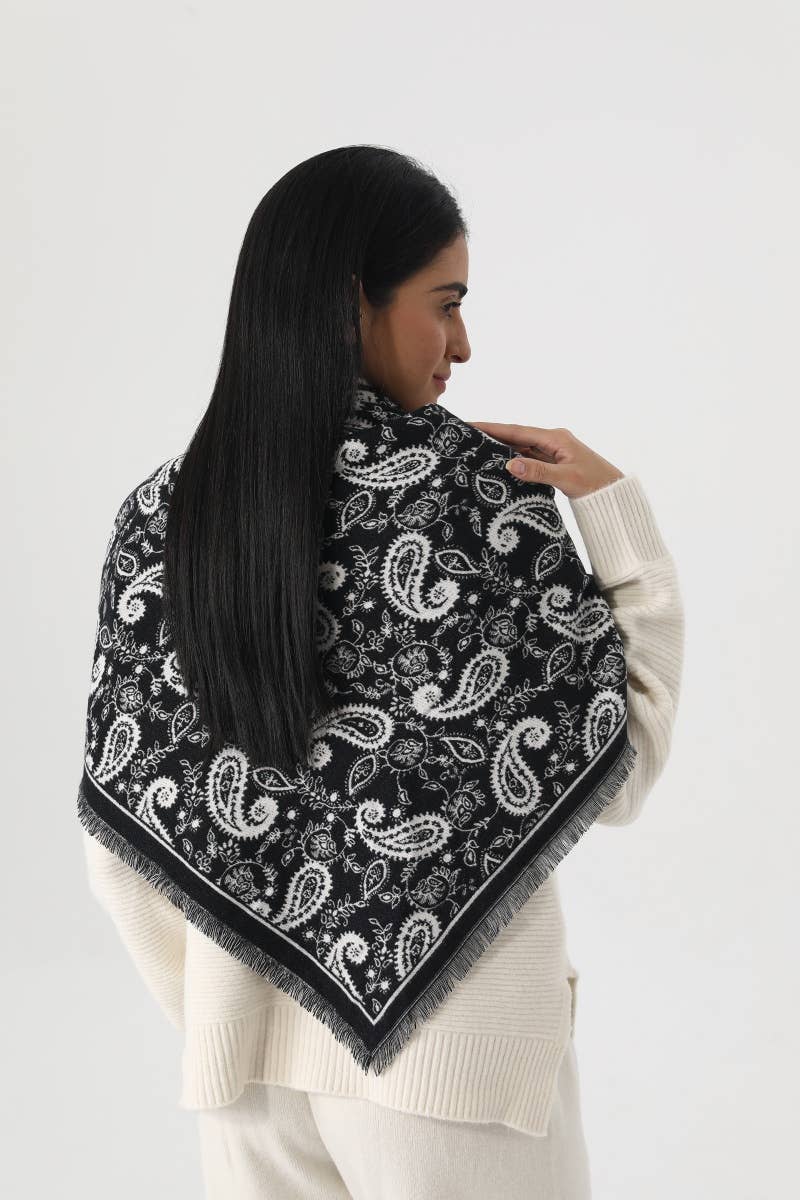 Women Paisley Print Tassel Triangle Scarf Warm Shawl Wrap