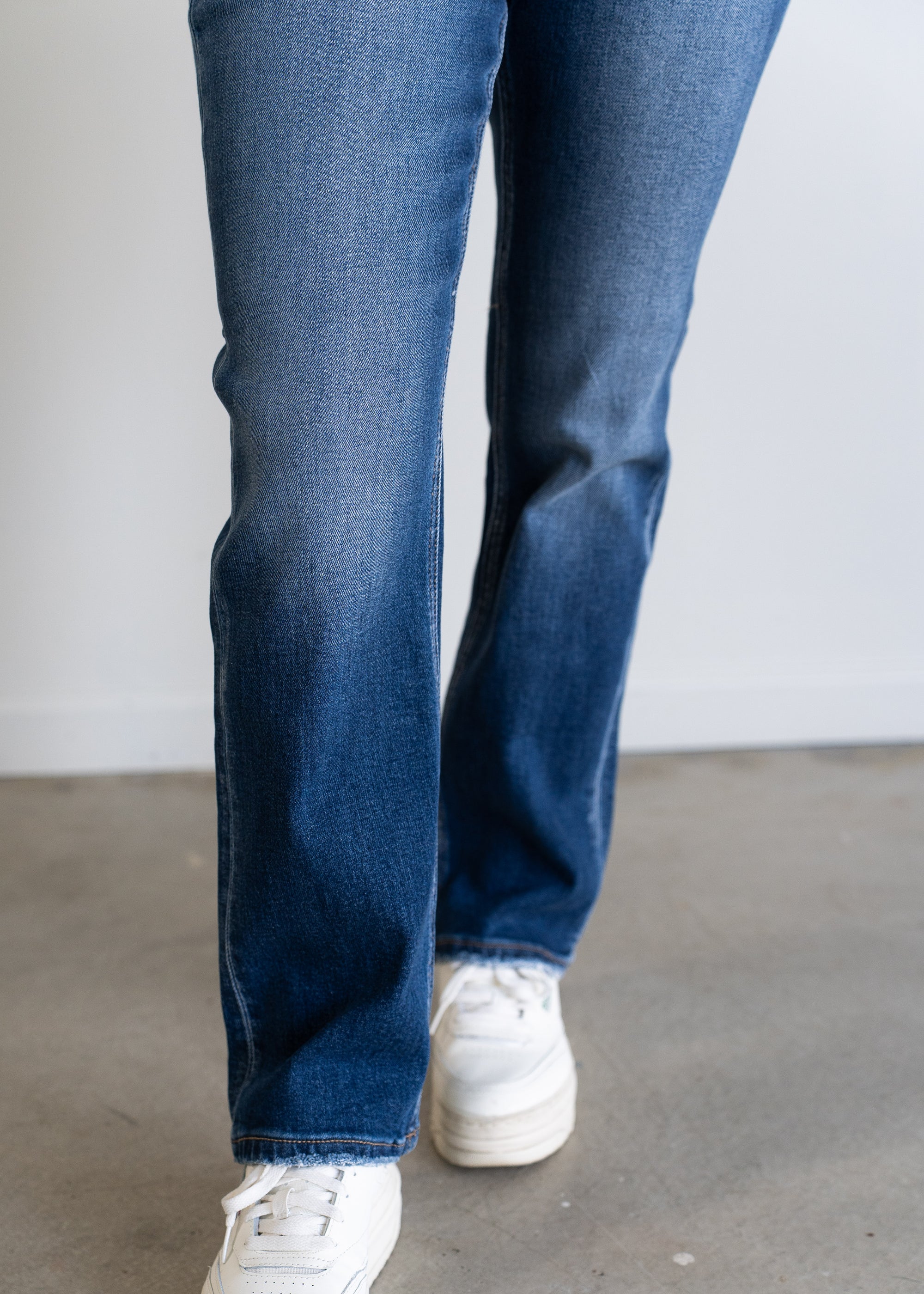 Nova Cropped Jean- Deep Blue