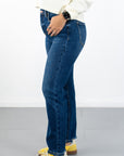 Chloe Elastic Band Crop Straight Pants