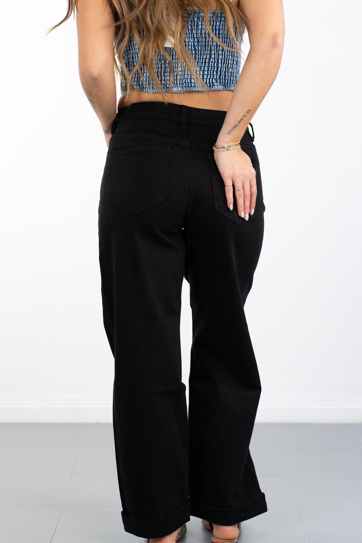 Sarah Relaxed Barrel Jeans
