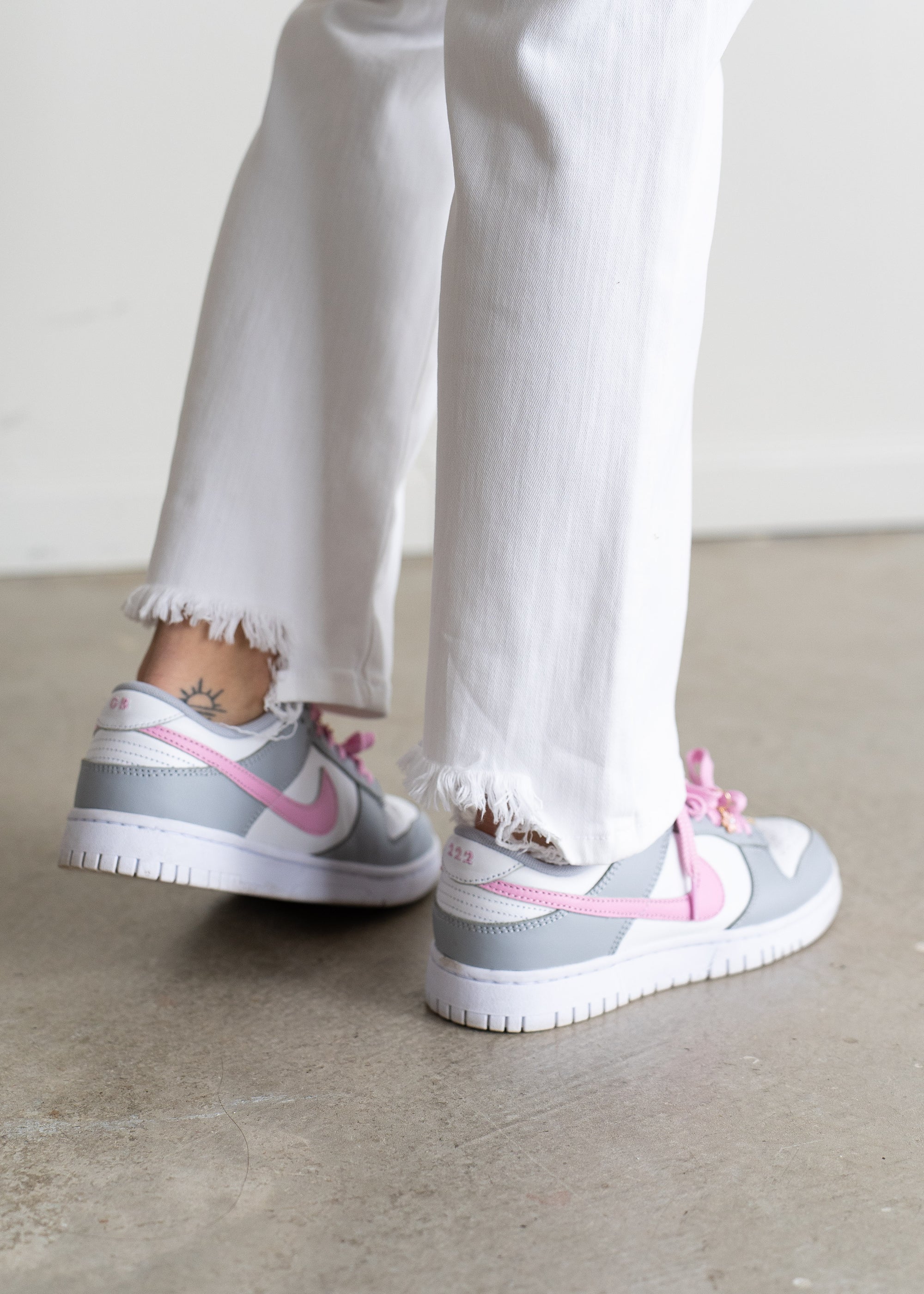 The Florence Crop- White - sanitystyle