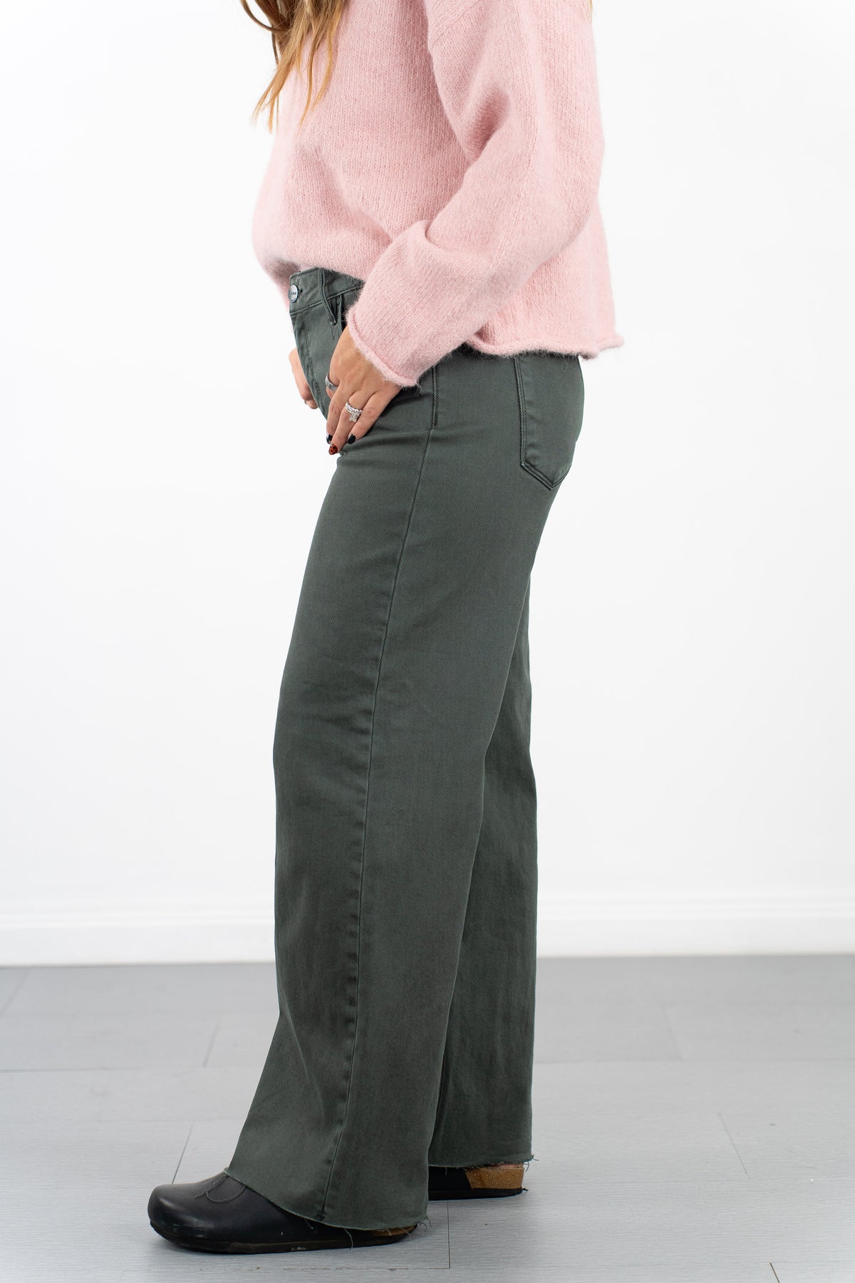 Maren Ankle Straight Jeans