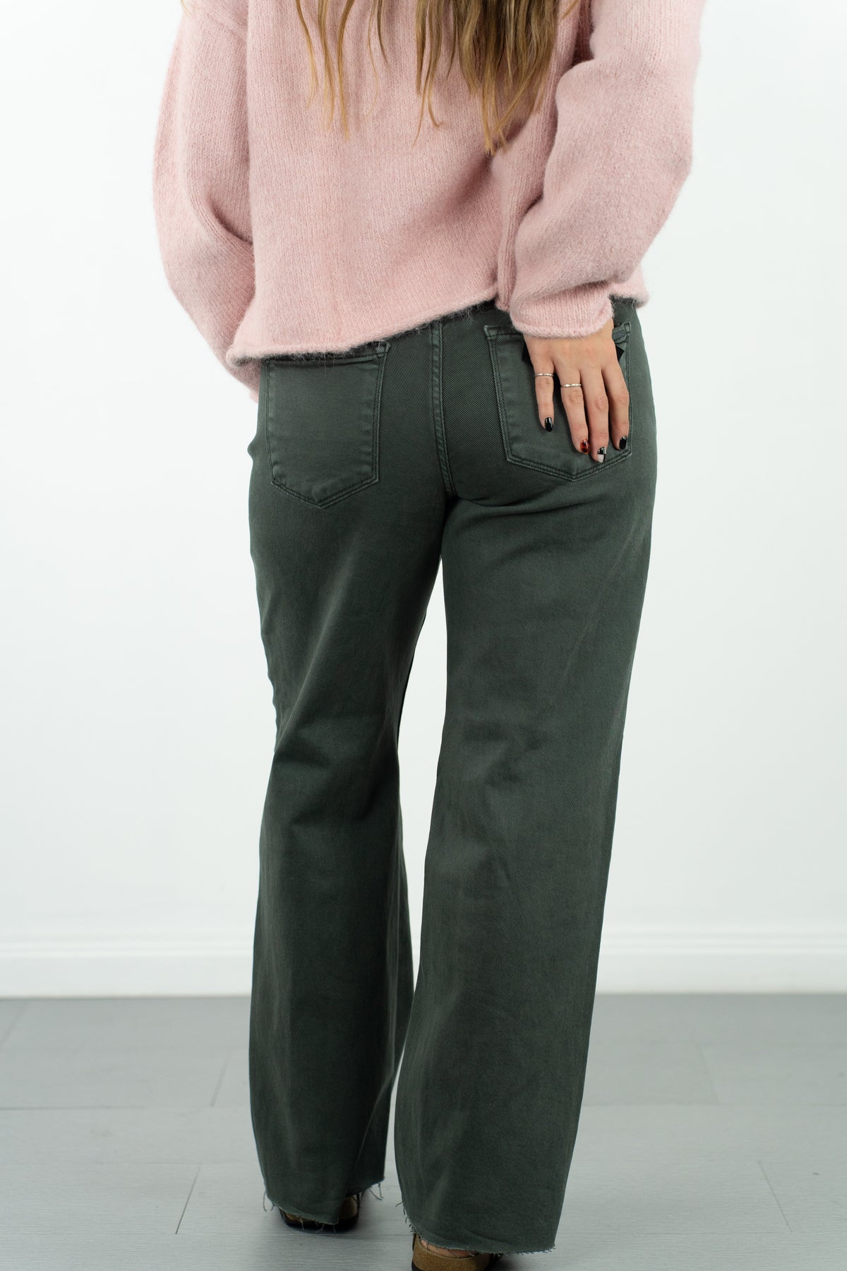 Maren Ankle Straight Jeans