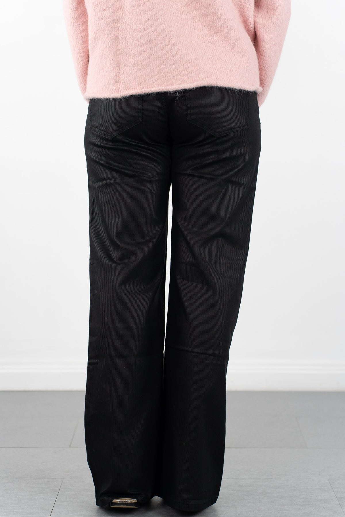 Bevy Flog Sarah Black Stripe
