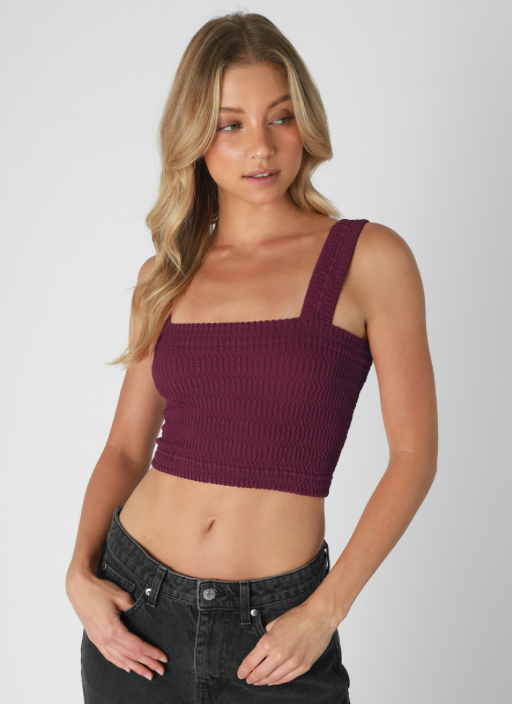 Penioca Women's Square Neck Crop Top - Cap Sleeve, Slim Fit, 2025 Summer Trendy Tank Top