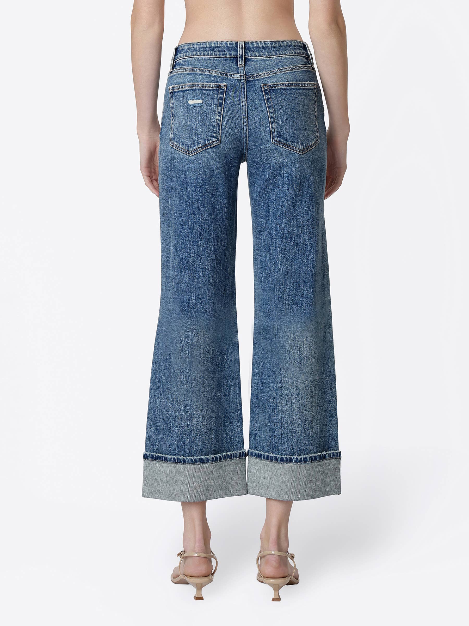 Camden Cuffed Crop