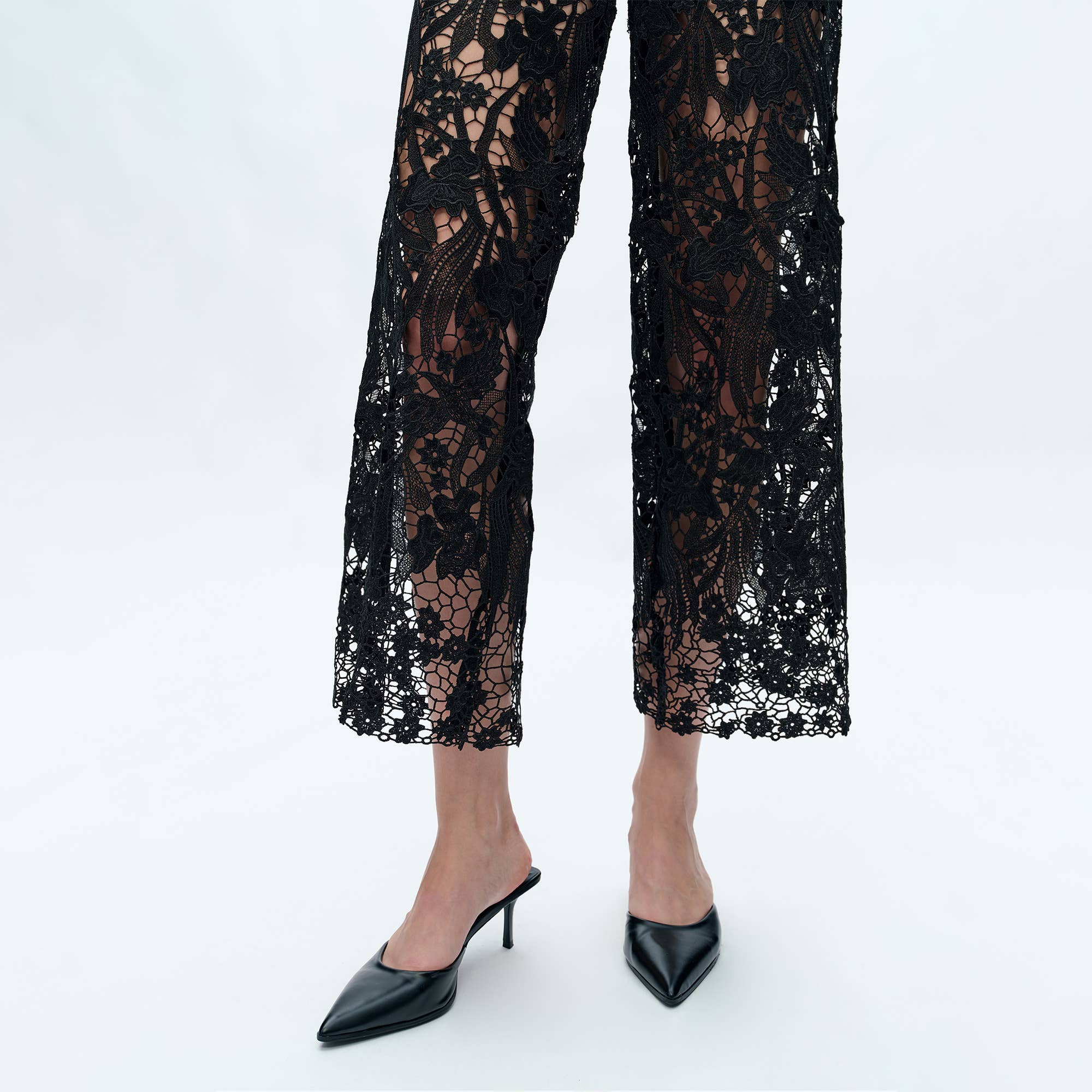 Tina Lace Splice Jeans in Black