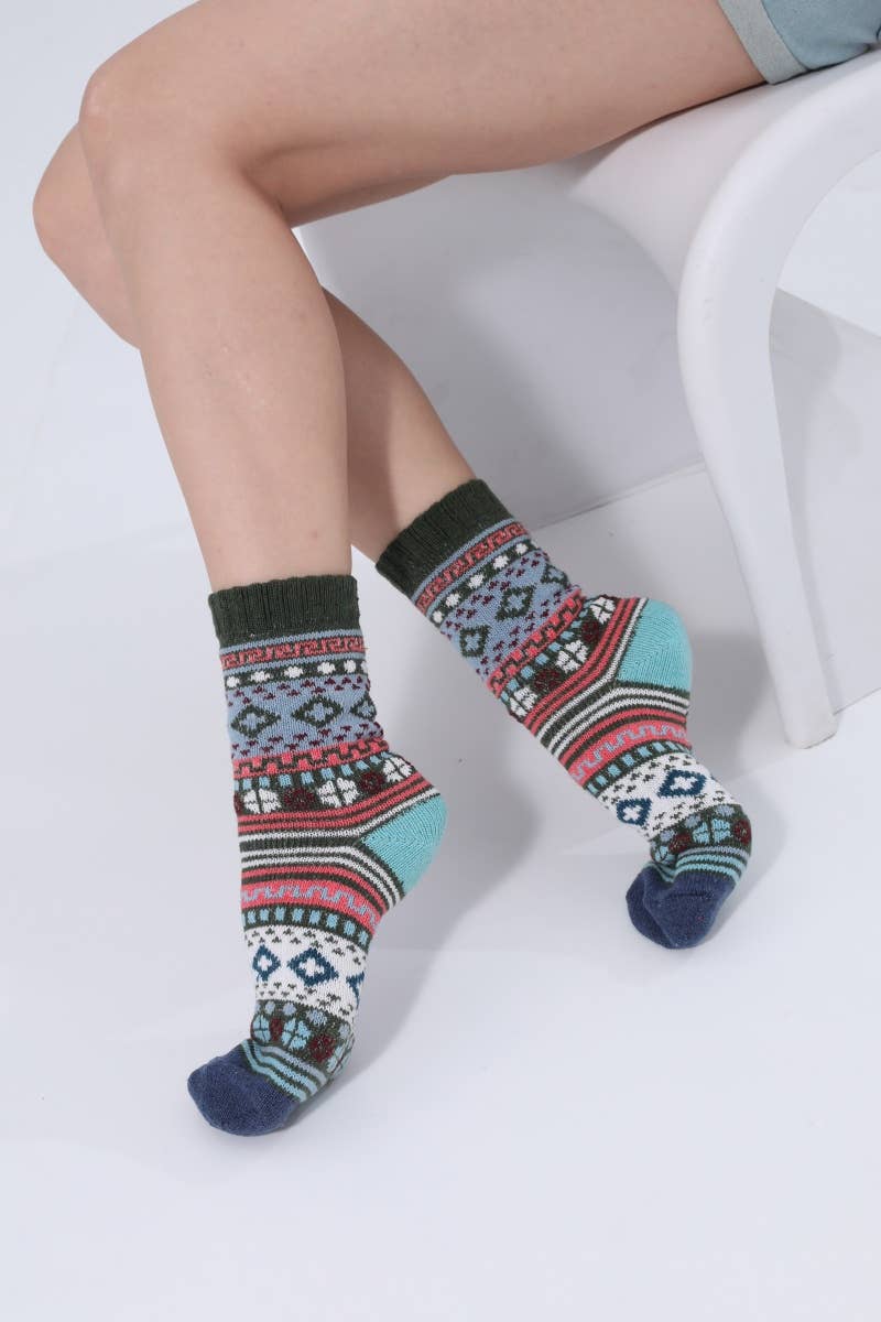 Retro Geometric Knit Crew Socks Winter Warm Ethnic Socks