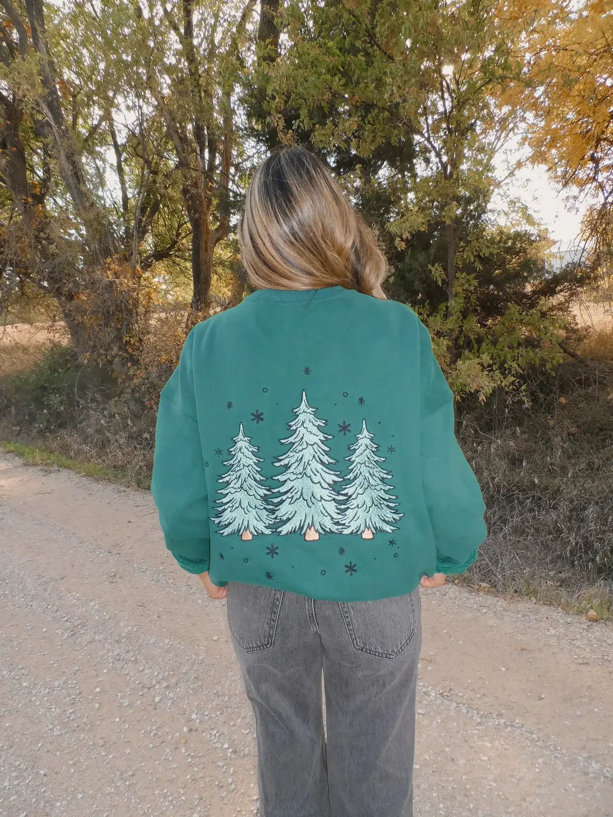 Sparkling Christmas Tree Embroidered Crewneck Sweatshirts
