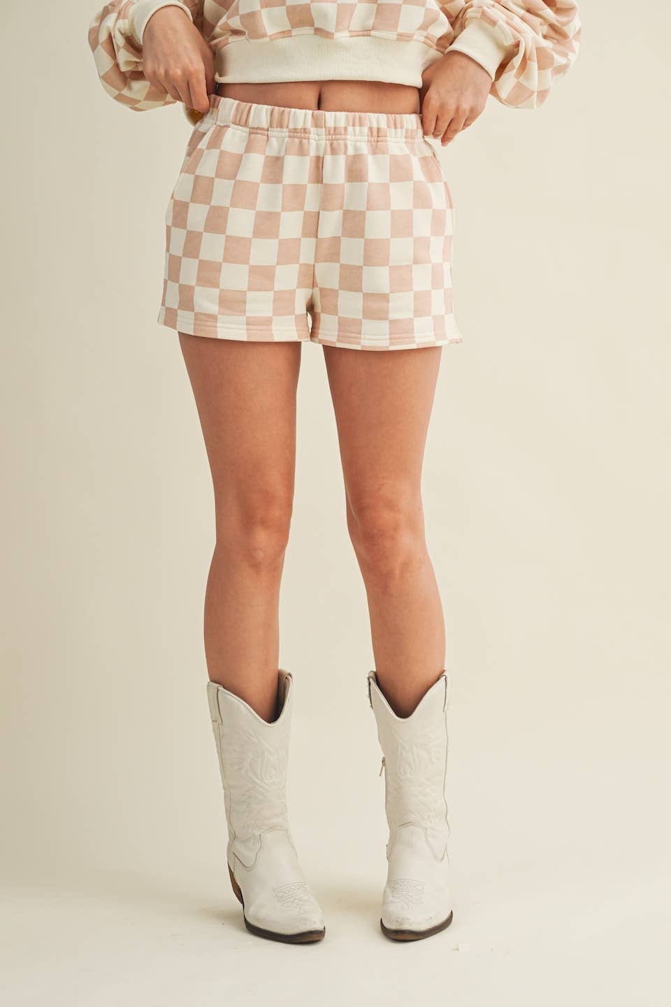 Checkmate Sweatshorts