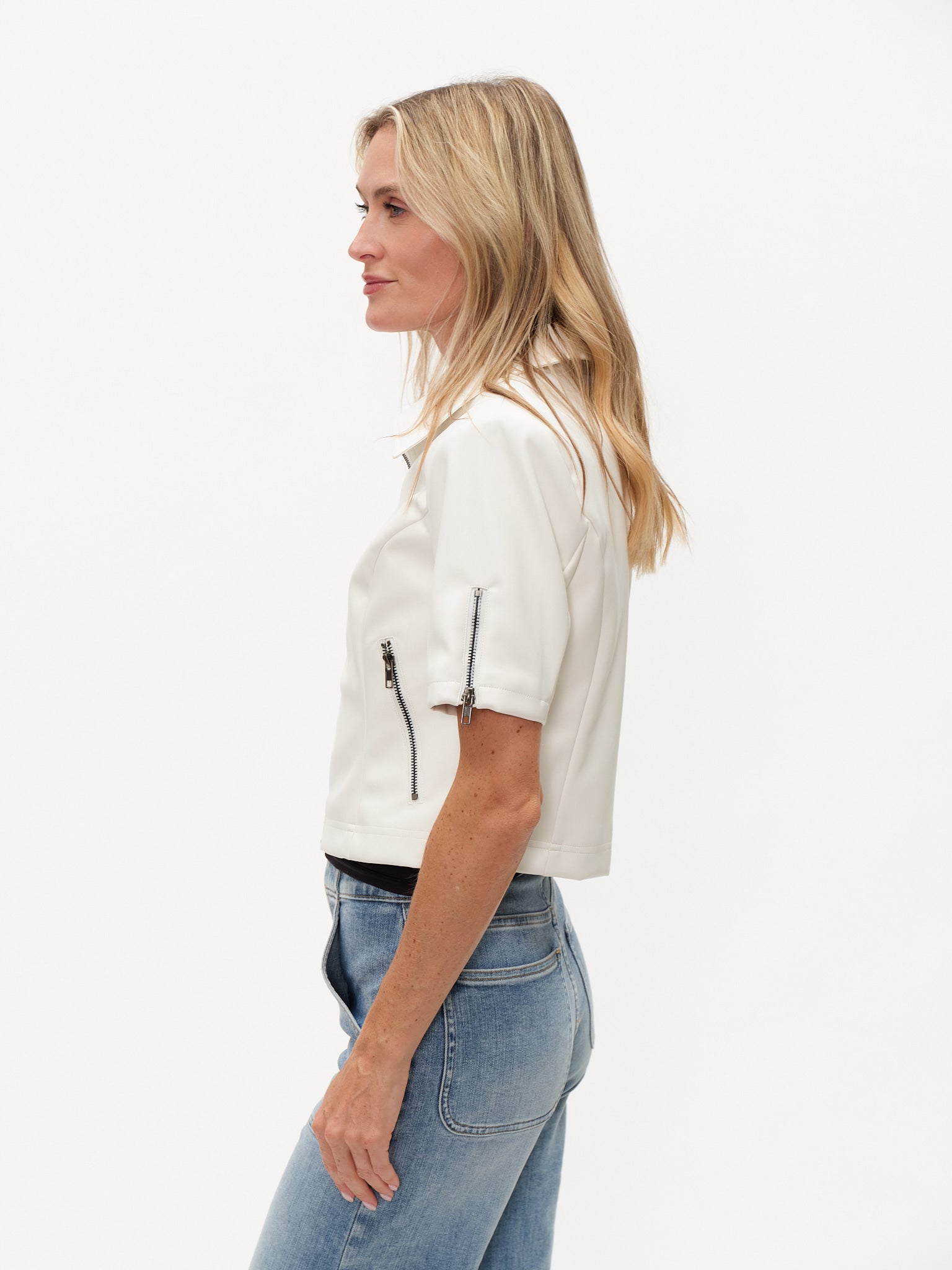 Monroe Short Sleeve Collared Jacket- White - sanitystyle