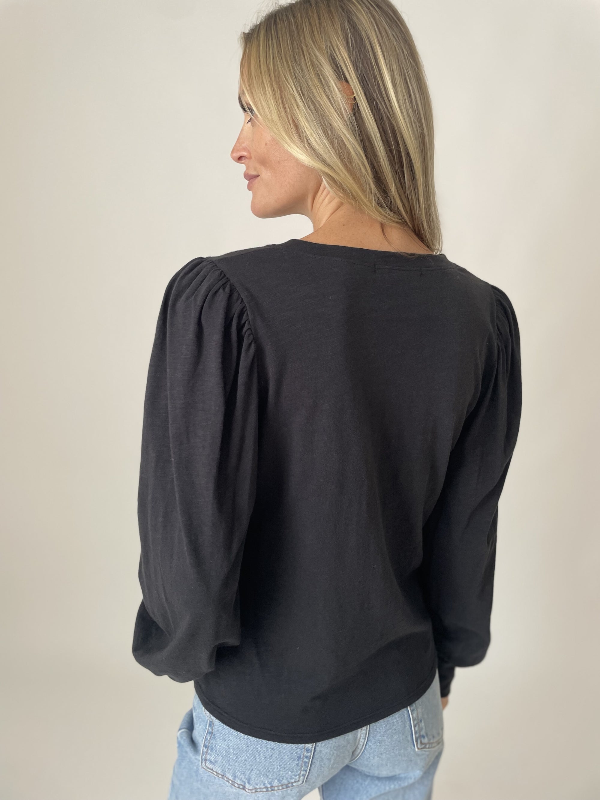 Kira Long Sleeve V-Neck Top