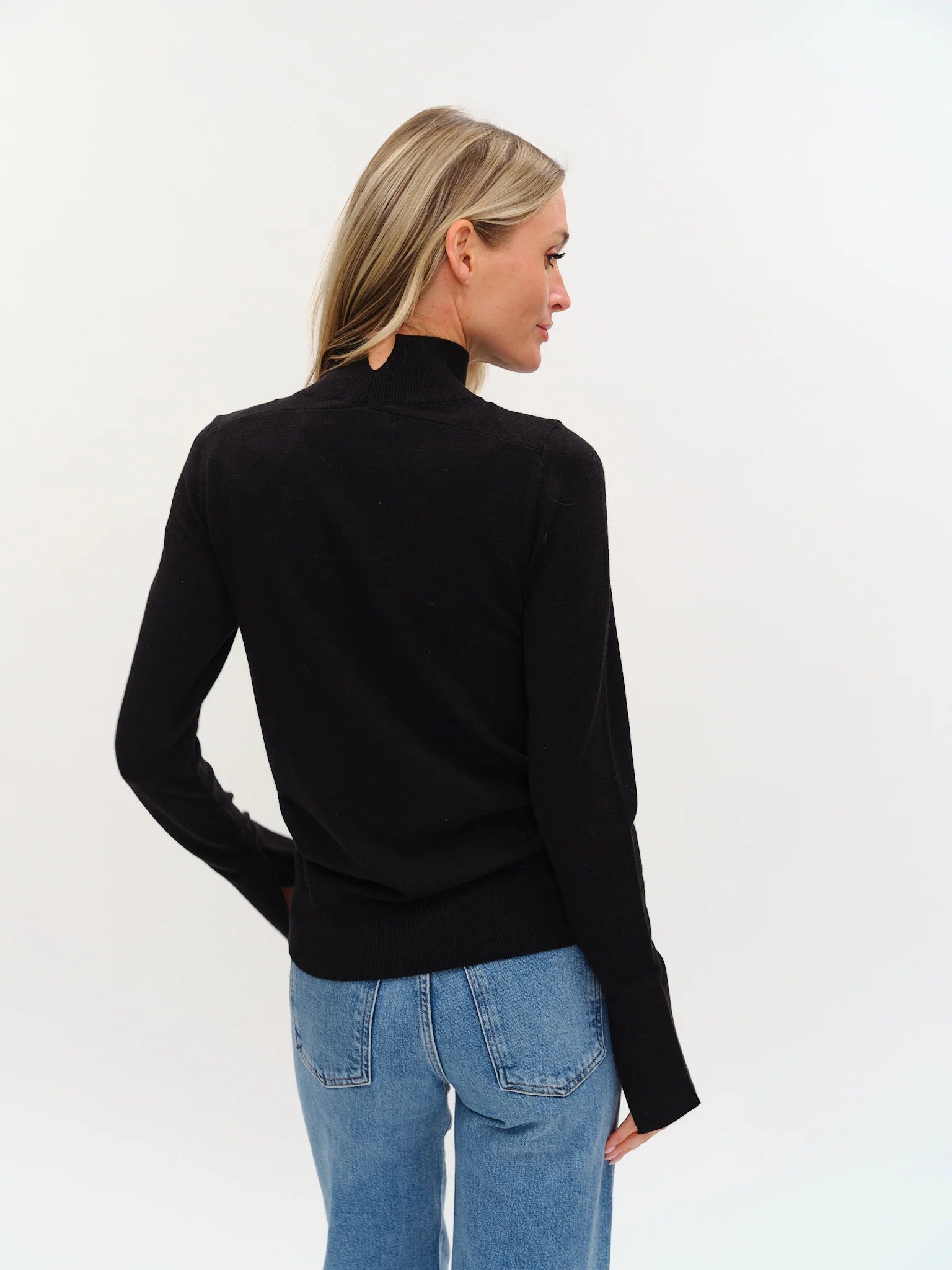Justine Turtleneck