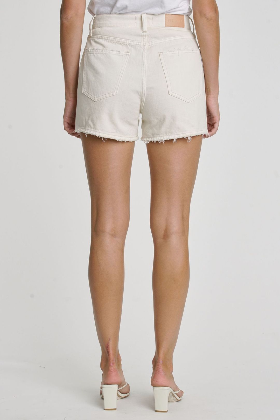 Maeve High Rise Short in Desert Sand